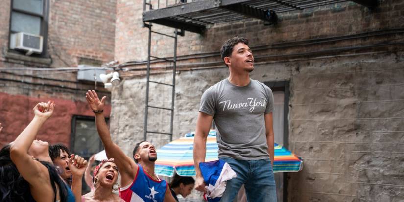 Usnavi singing in  In The Heights