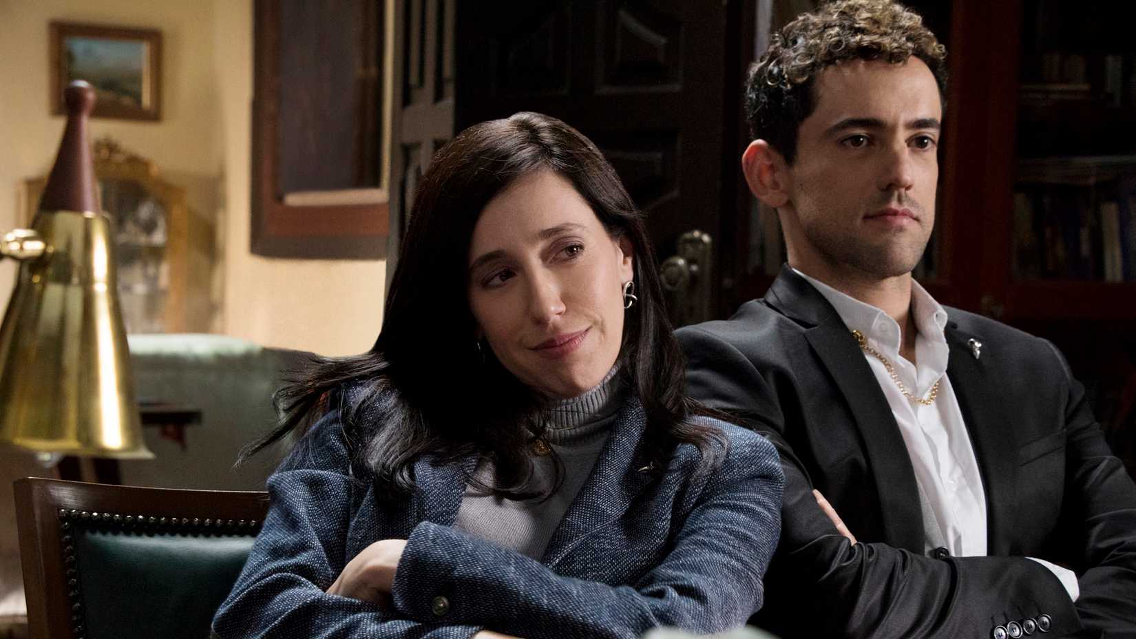 Isabel and Chava in Club de Cuervos