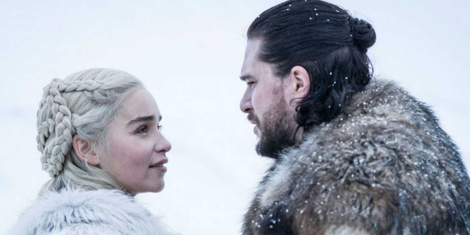 Jon Snow speaking to Daenerys in Game of Thrones season 8