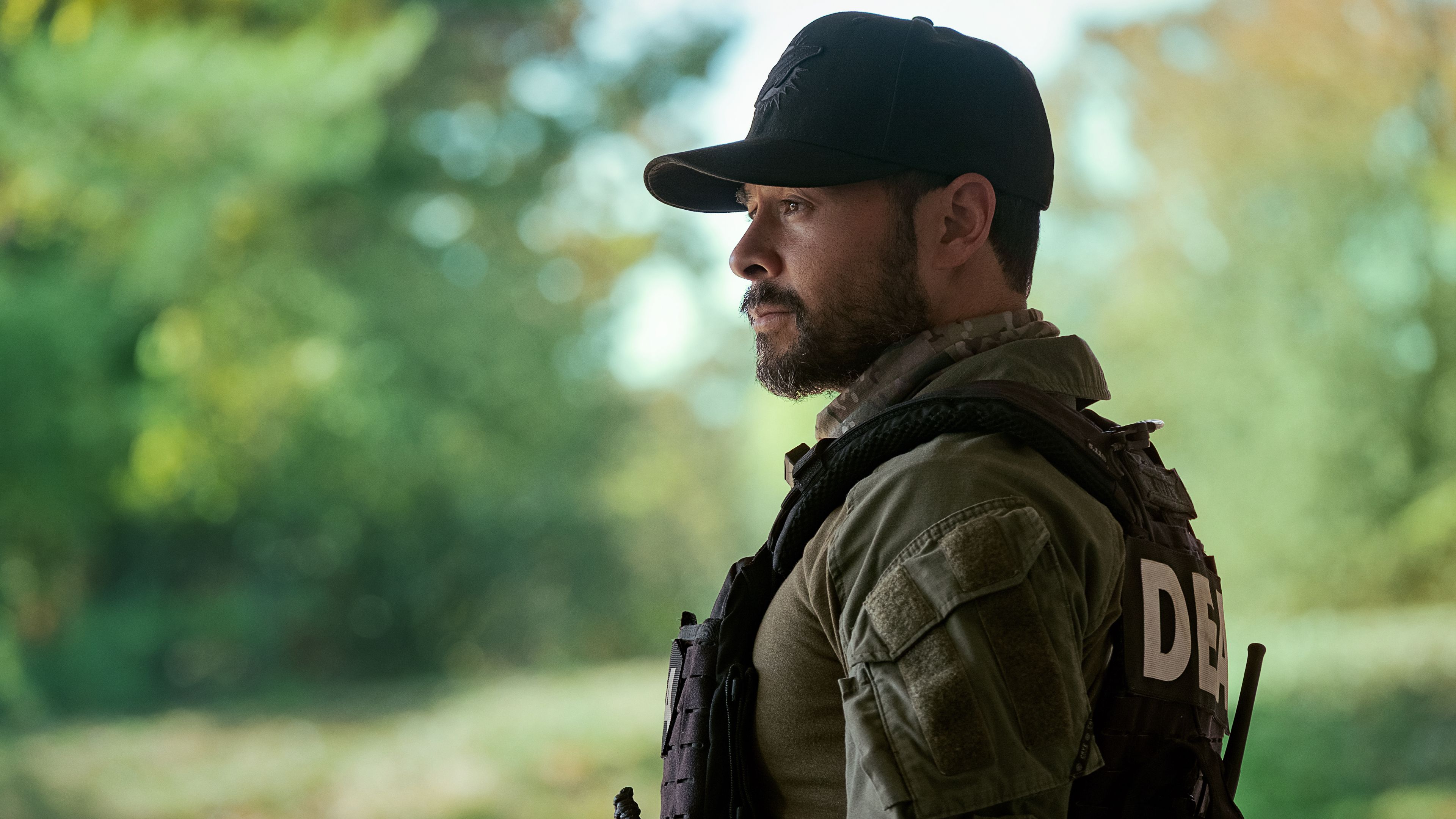 Netflix's New #1 Movie That Dethroned People We Meet On Vacation Is A Must-See