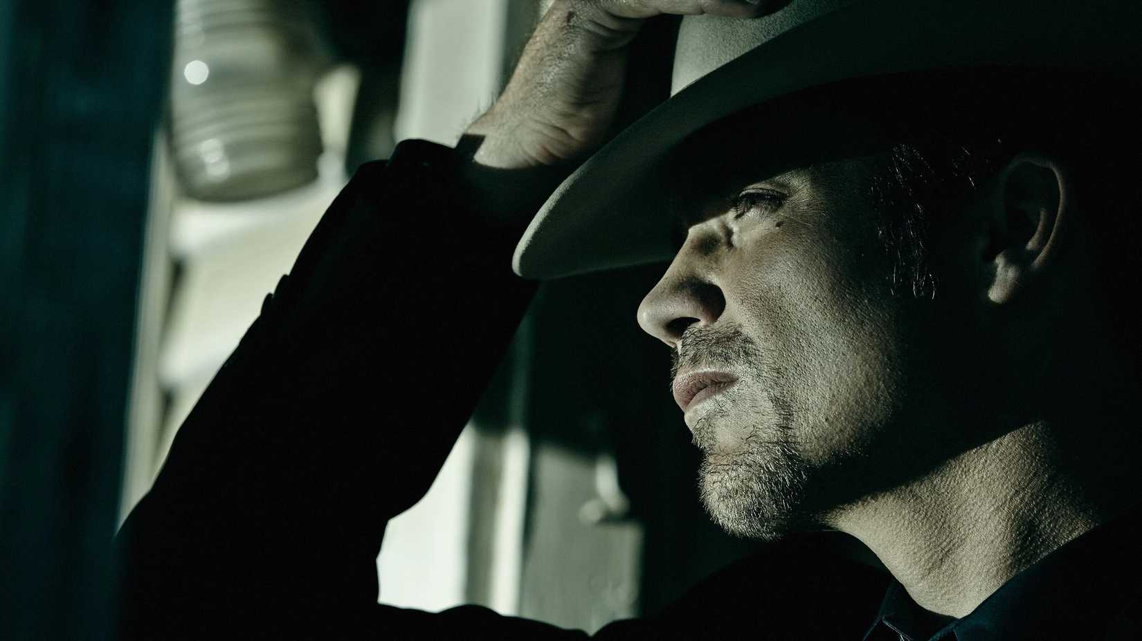 Justified: The Neo-Western Masterpiece on Hulu with a 97% Rotten ...