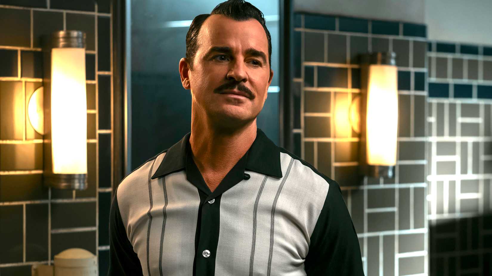 Mr. House von Justin Theroux sieht in Fallout Staffel 2 fasziniert aus