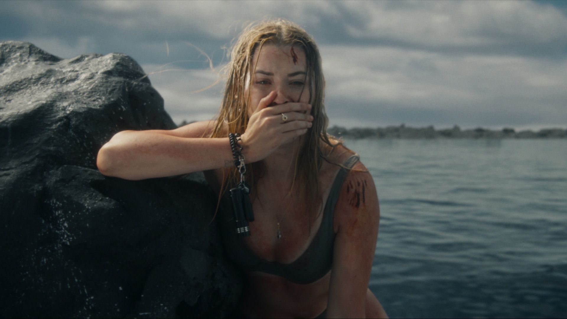 Killer Whale Review: Animal Captivity Themes Drain the Film’s Survival-Horror Tension