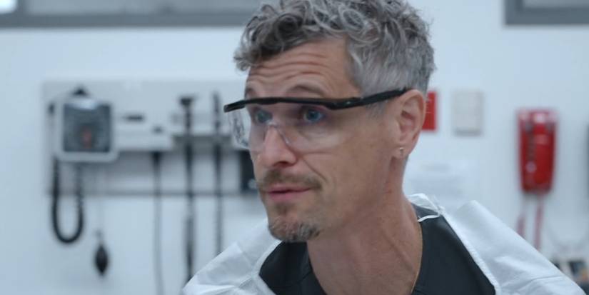 Langdon & Santos' Long-Awaited Reunion Goes Sideways 3 Ned Brower as Nurse Jesse Van Horn in The Pitt