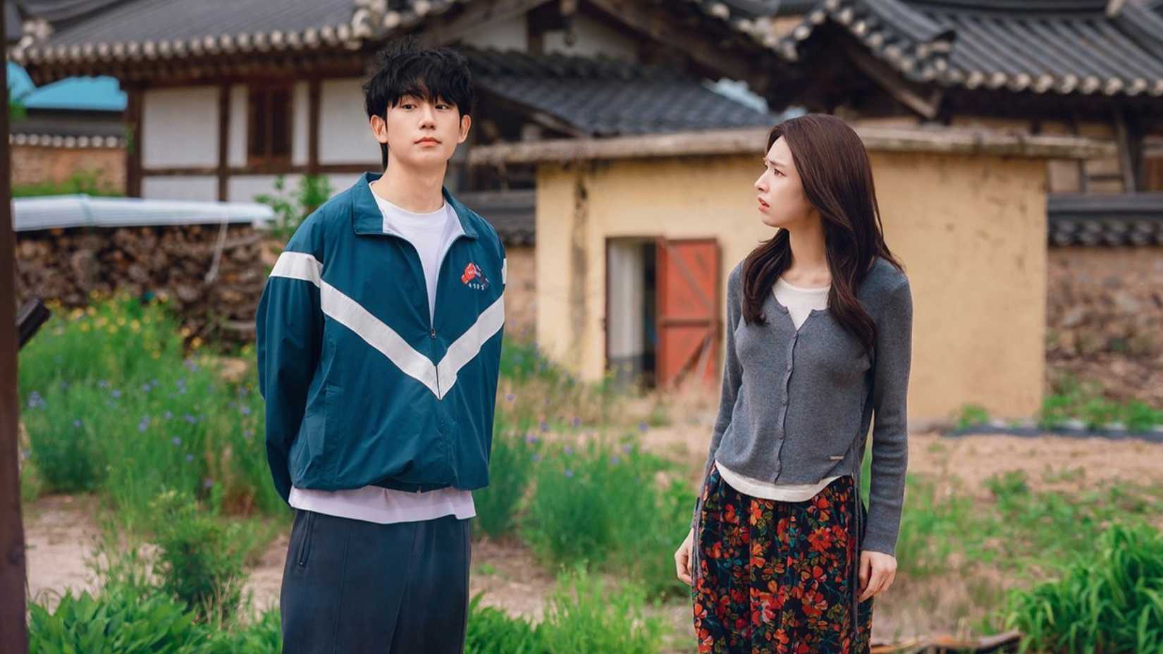 A young couple in a small town in the K-drama Our Sticky Love.