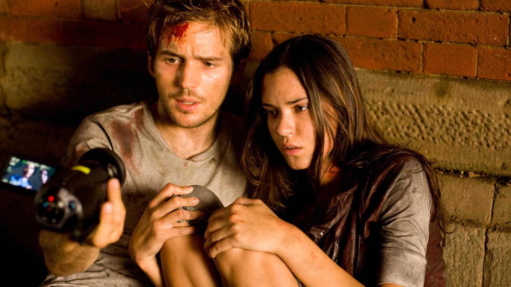 Rob and Beth talking to a camrecorder in Cloverfield 2008