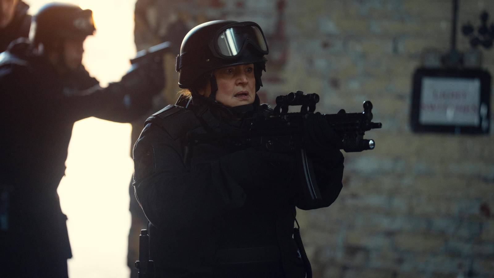 Image for Netflix’s New Chart-Topping Crime Thriller Shows A Different Side To Britain’s Funniest Sitcom Star
