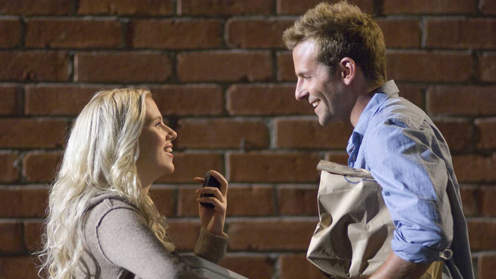 Scarlett Johansson and Bradley Cooper: ``He's just not interested in you''