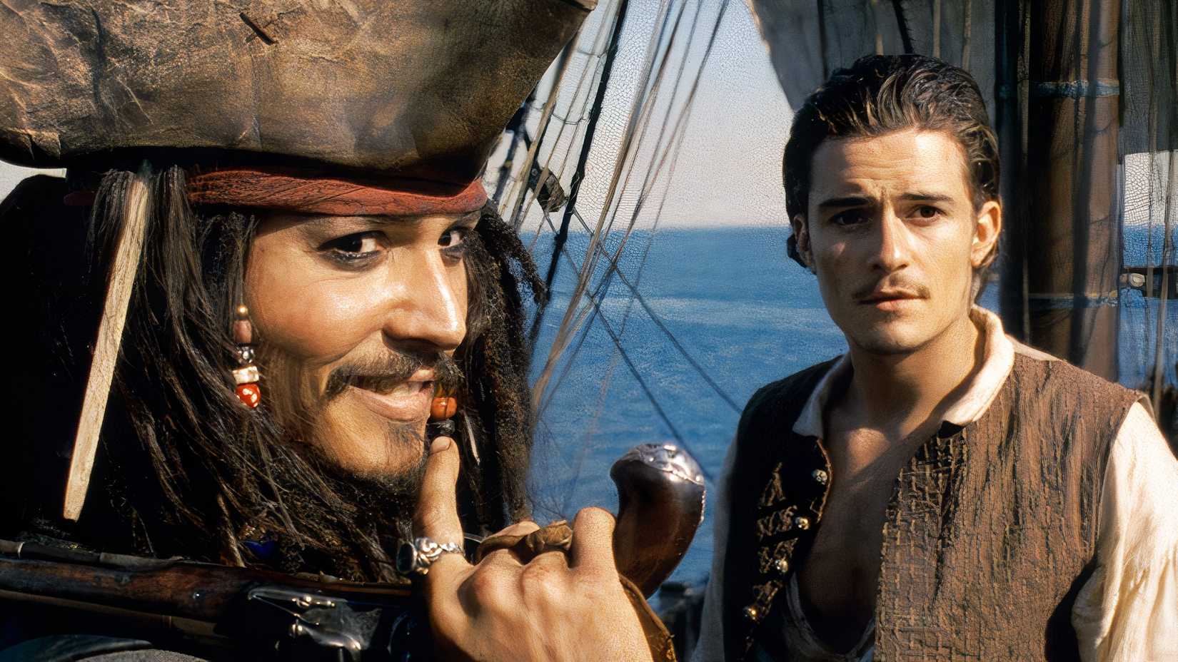 Johnny Depp e Orlando Bloom em Piratas do Caribe