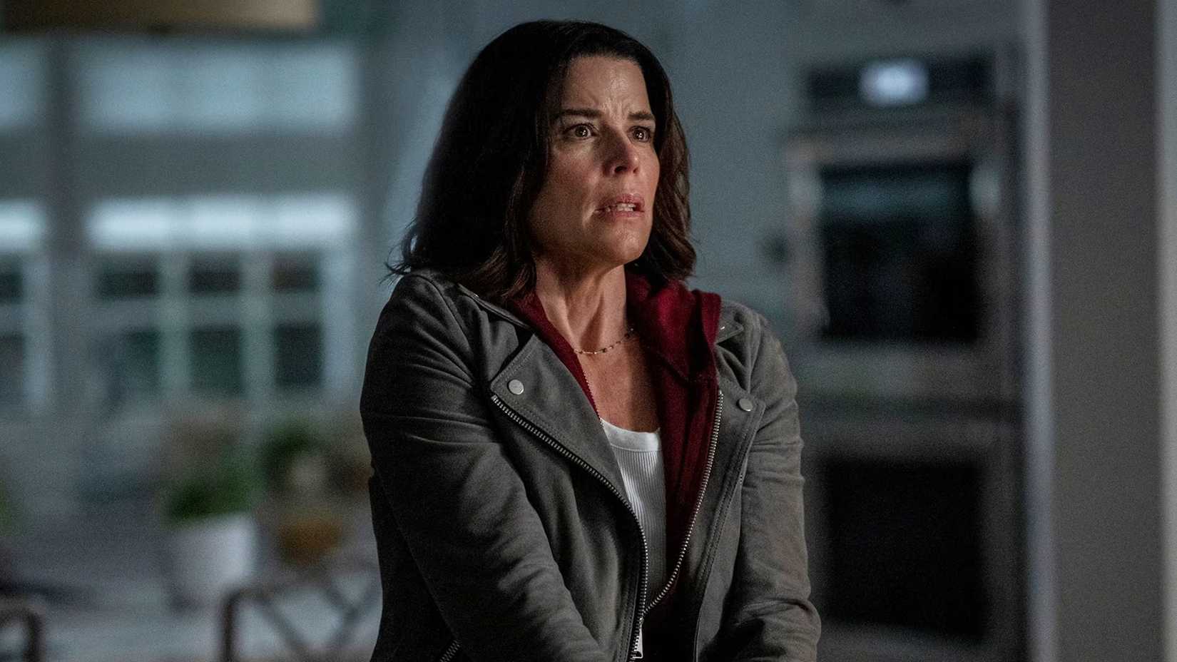 Sidney Prescott assustada em Scream 7