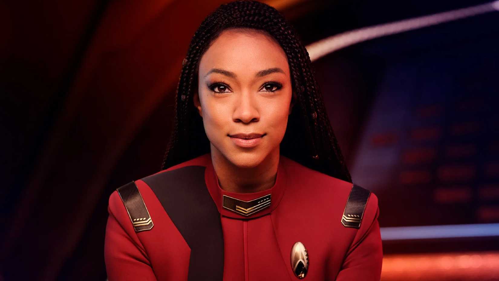 Sonequa Martin-Green como Burnham em Star Trek: Discovery.