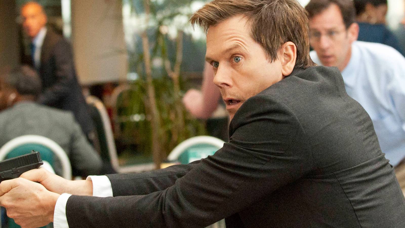 Kevin Bacon’s Must-Binge Crime Thriller Returns to Netflix After 13 Years