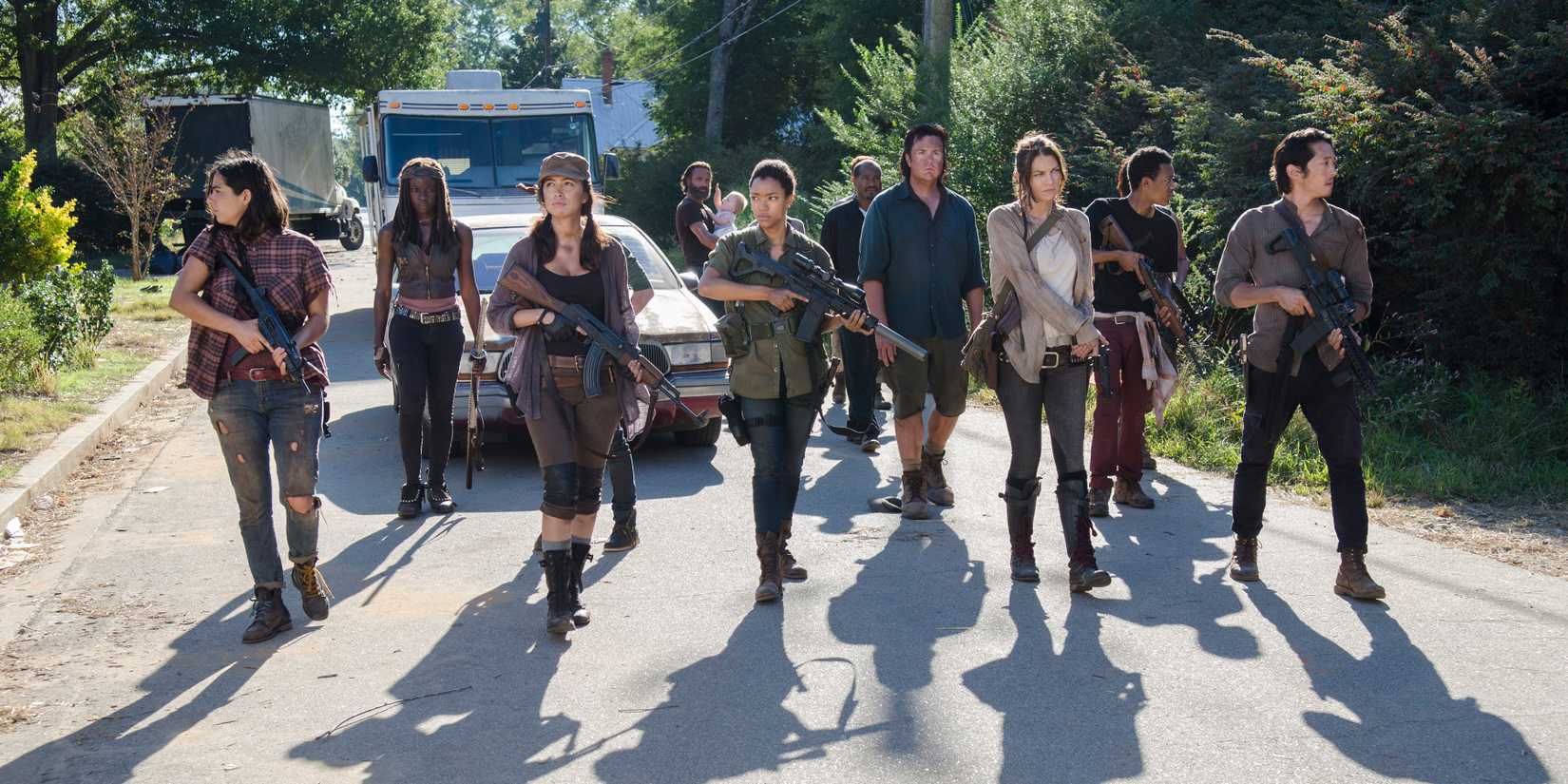 O grupo chega a Alexandria em The Walking Dead