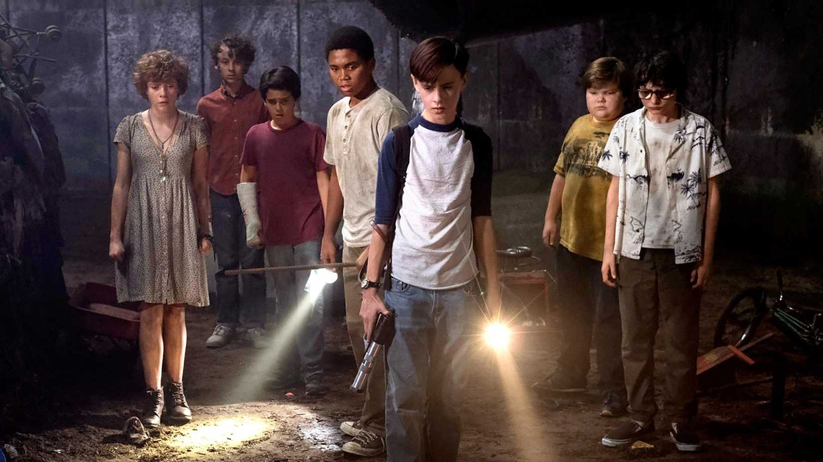 The Losers in Pennywise's lair in the sewers in It 2017