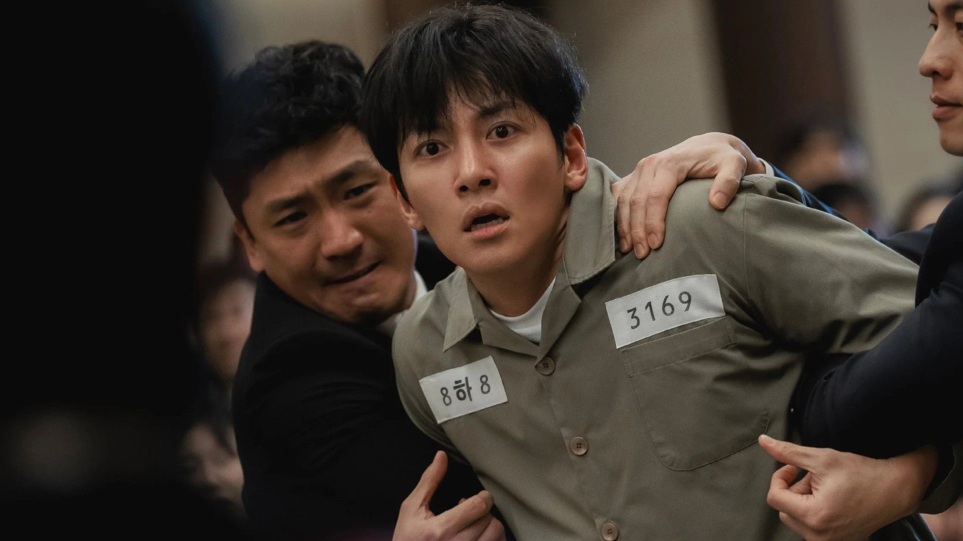 Hulu's New 12-Part Crime Thriller Series Is Now A Worldwide Streaming Smash