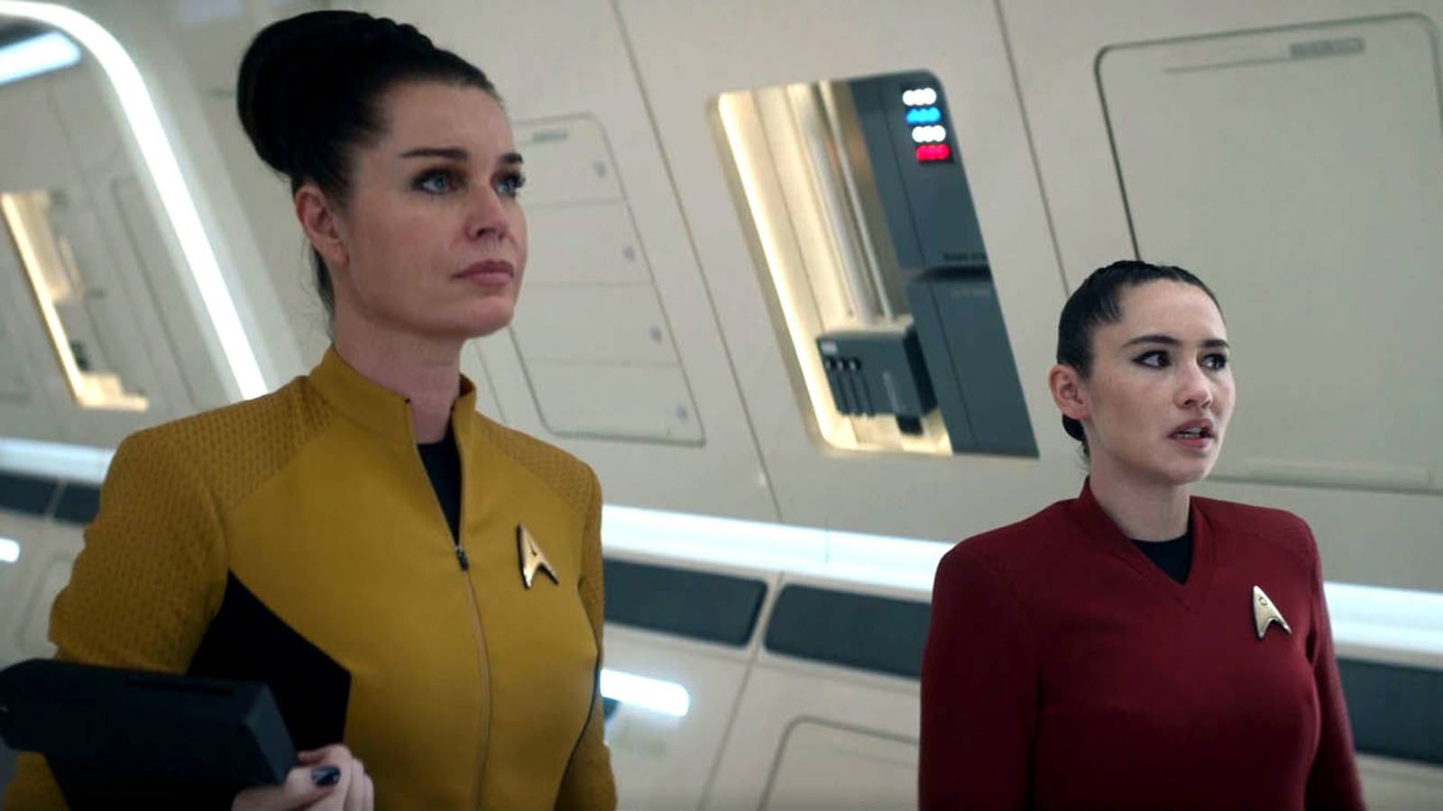 Star Trek: Starfleet Academy's Wall Of Heroes Hints At Terrifying Fates For Strange New Worlds Characters