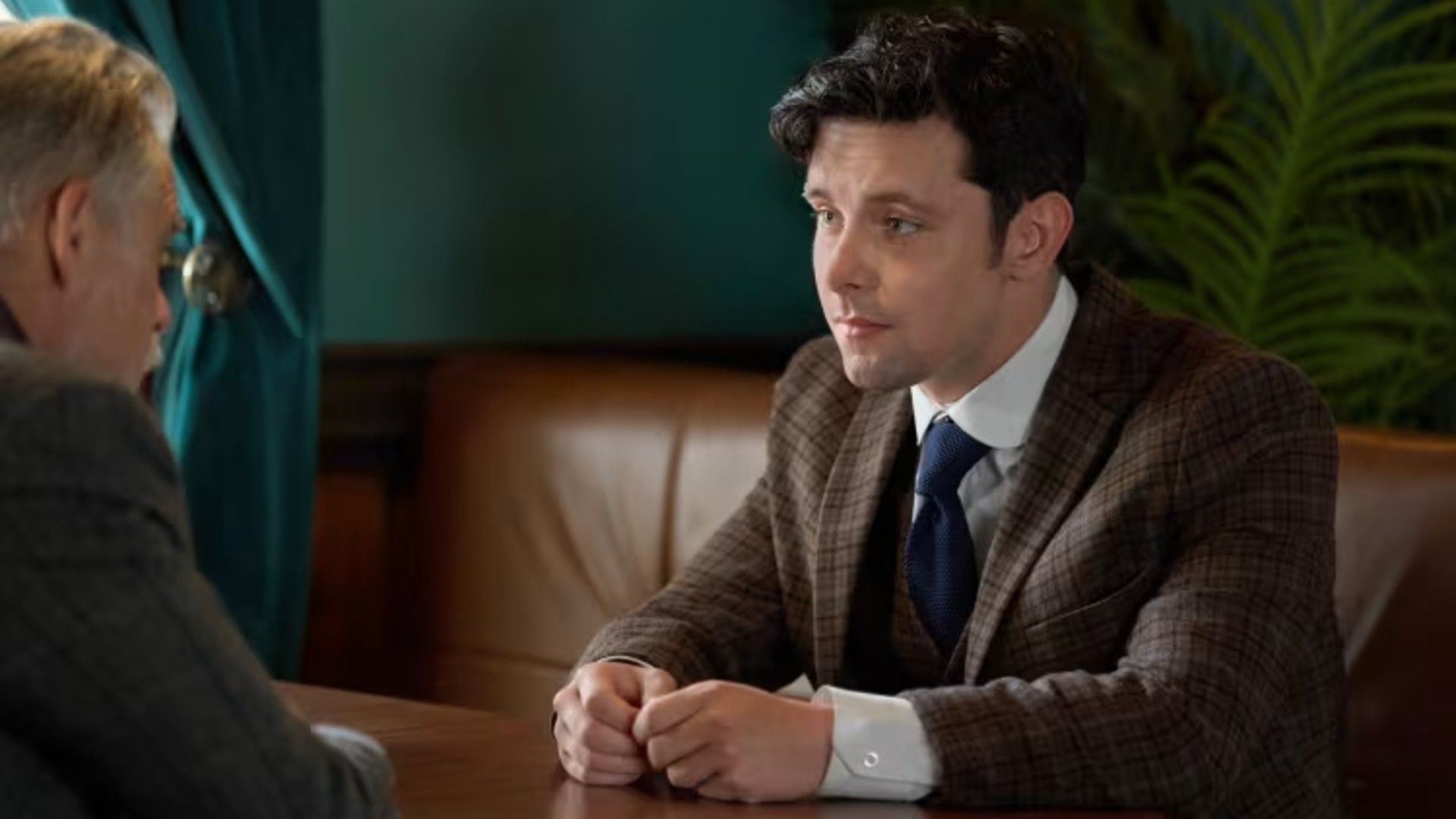 when-calls-the-heart-s-henry-martin-cummins-and-christopher-james-drew-dean-talking-at-a-table Forget Yellowstone, 13-Part Western Series Sees Major Streaming Boost At The Perfect Time
