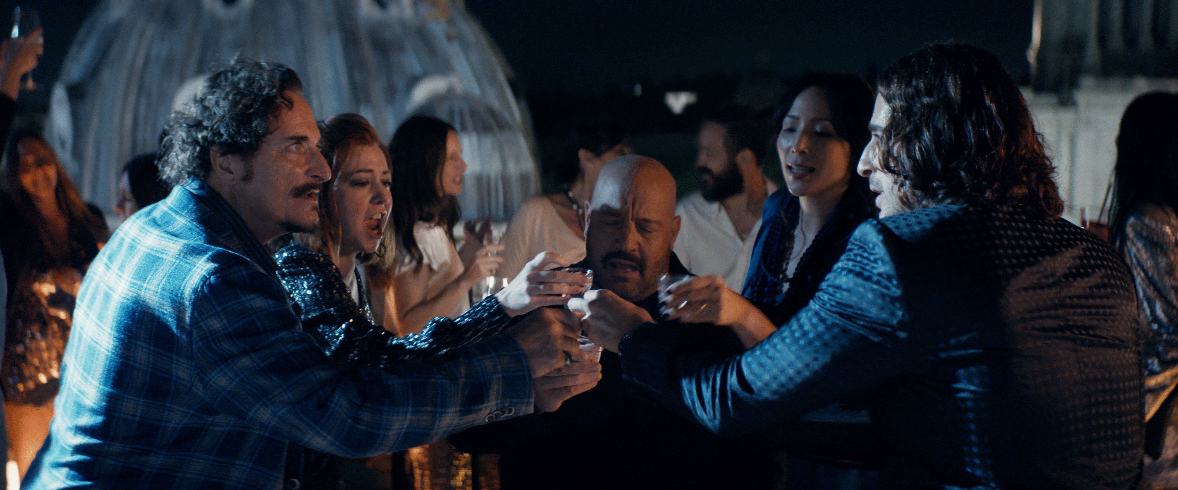 Solo Mio Review: Kevin James' Romantic Comedy Lacks Depth and Sincerity