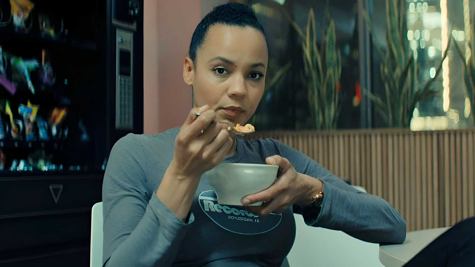 Maria Sten como Neagley em Reacher