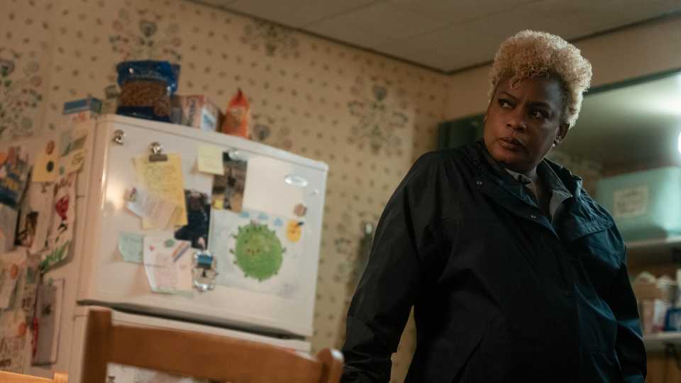 Aunjanue Ellis Taylor as an FBI Agent in Lucky on Apple TV
