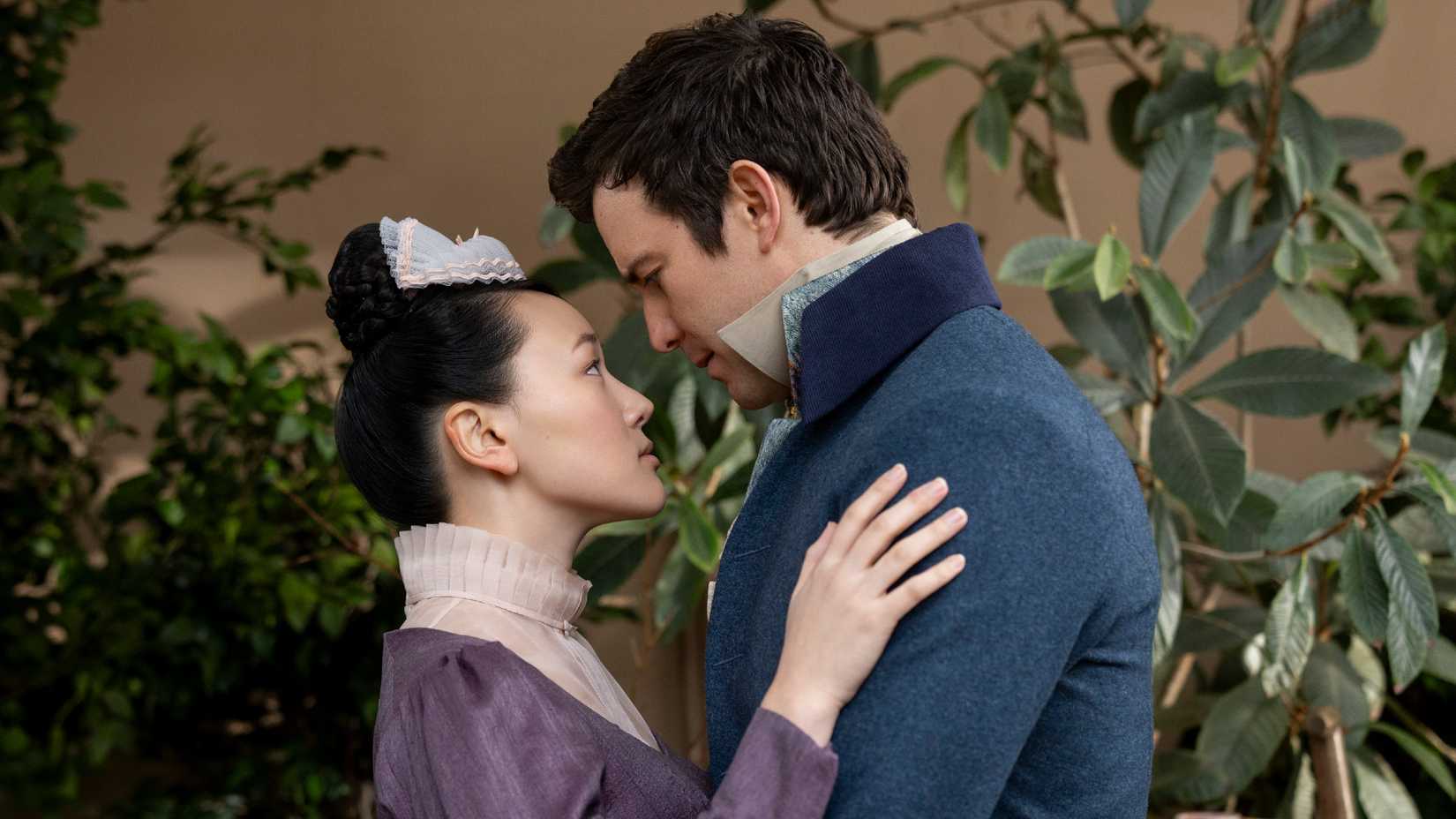 Benedict e Sophie em Bridgerton, temporada 4, episódio 6