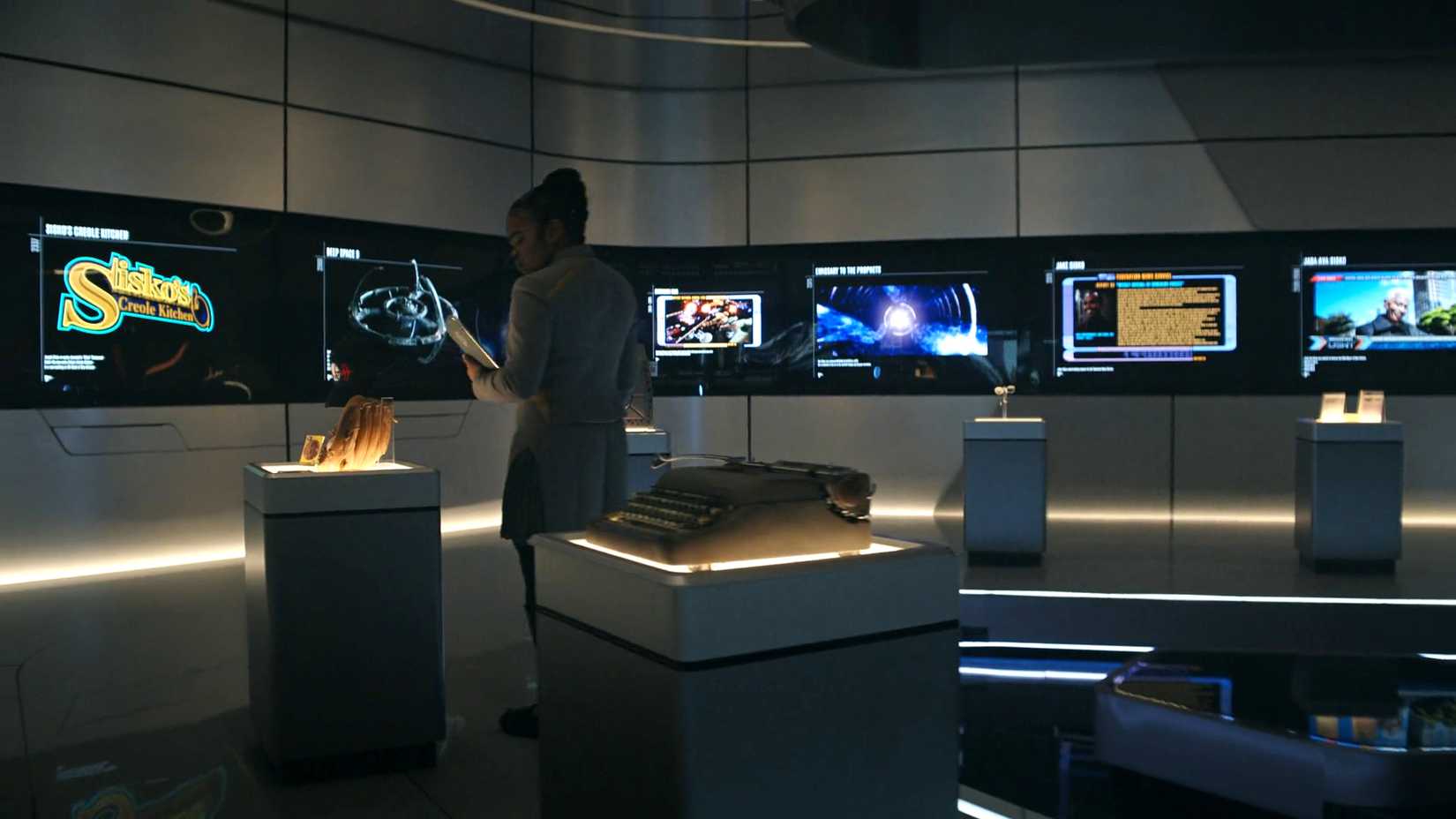 Benny Russel typewriter Sisko Museum