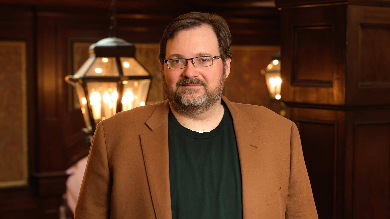 Brandon Sanderson Gives Exciting New Update On Sequel To His 13-Year-Old Fantasy Mystery Brandon Sanderson Gives Exciting New Update On Sequel To His 13-Year-Old Fantasy Mystery