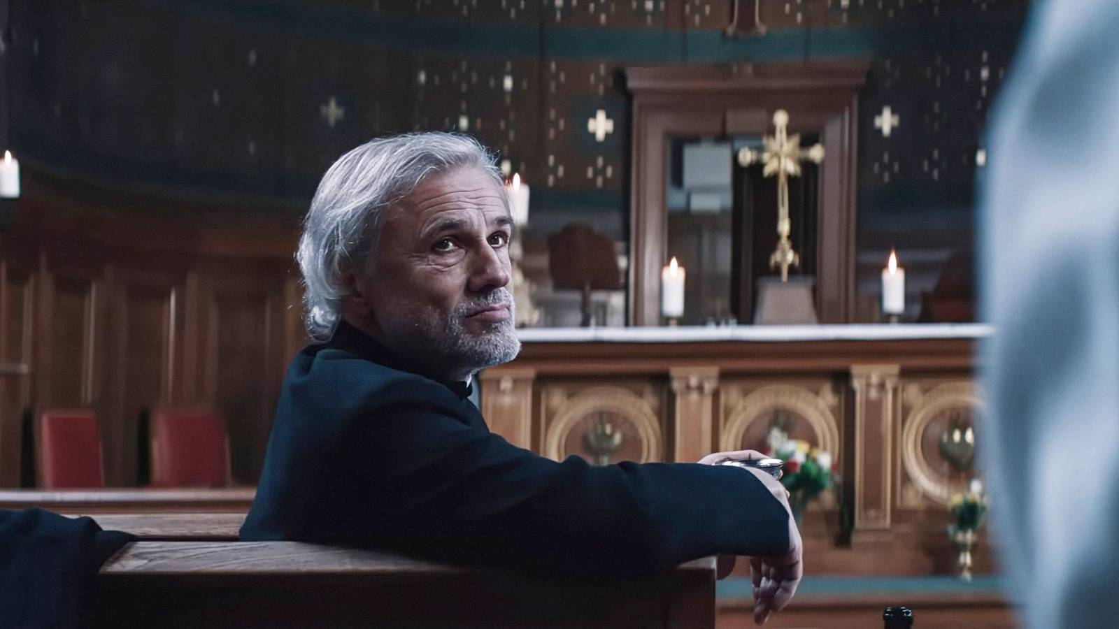 Hollywood's New Horror Icon Is A 69-Year-Old Oscar-Winning Actor