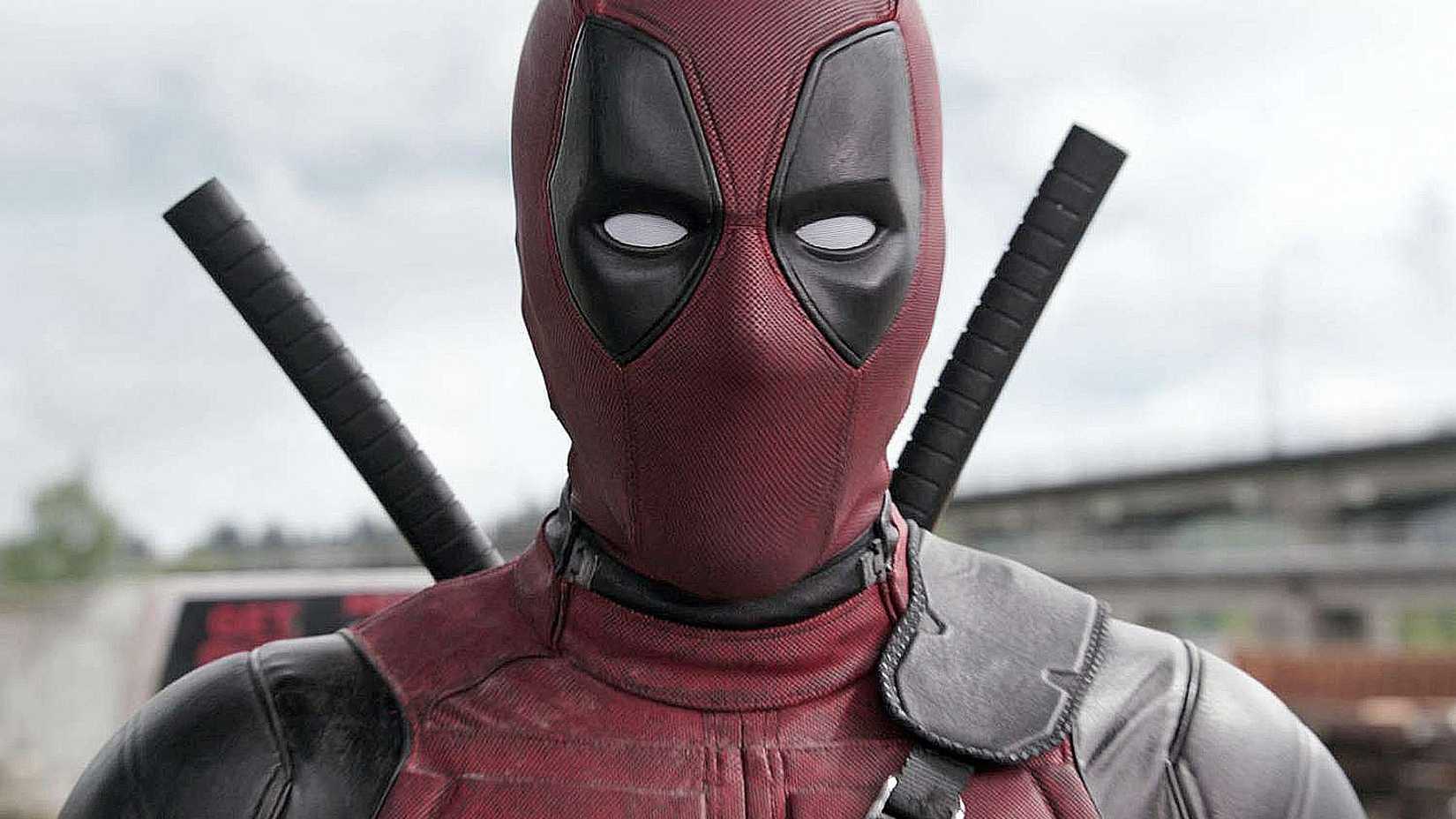Close-up de Deadpool em live-action