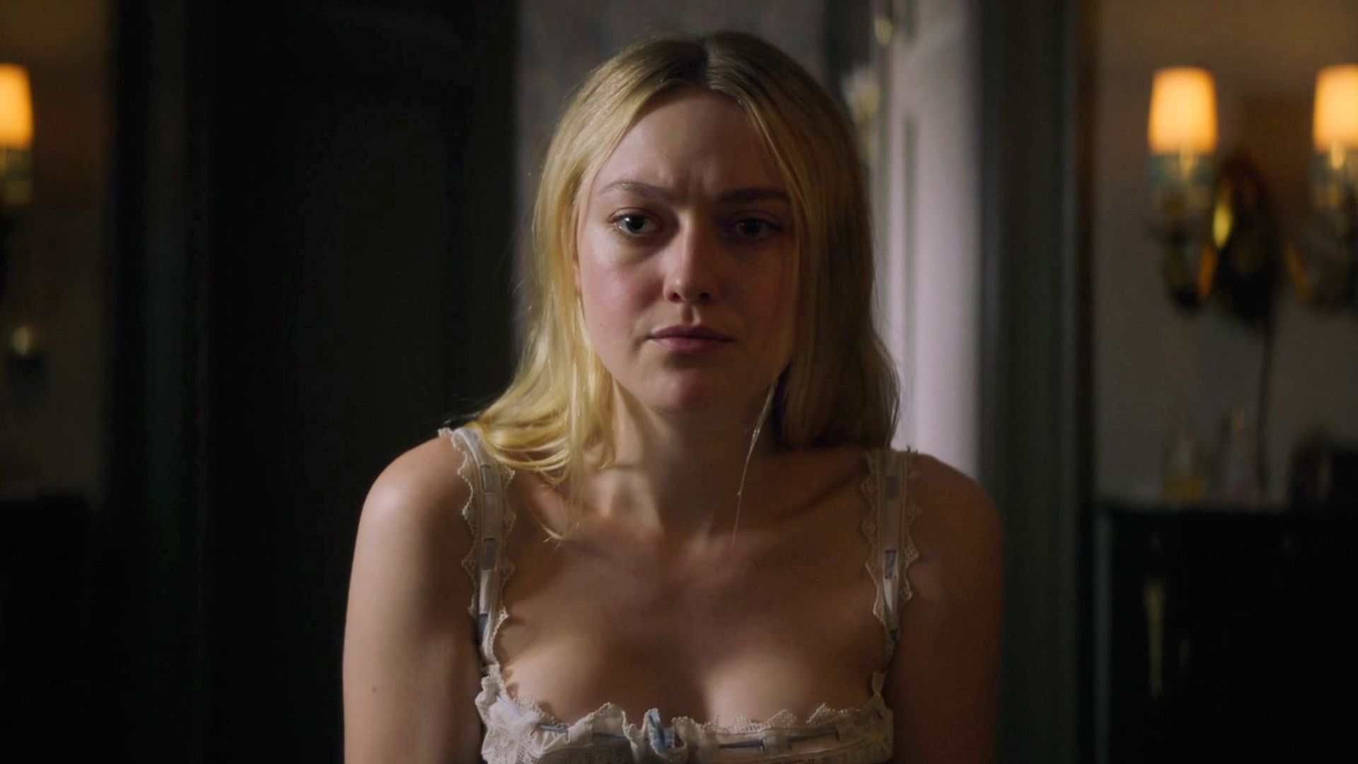 Dakota Fanning's 2-Part Crime Thriller Series Is The Perfect Weekend Binge