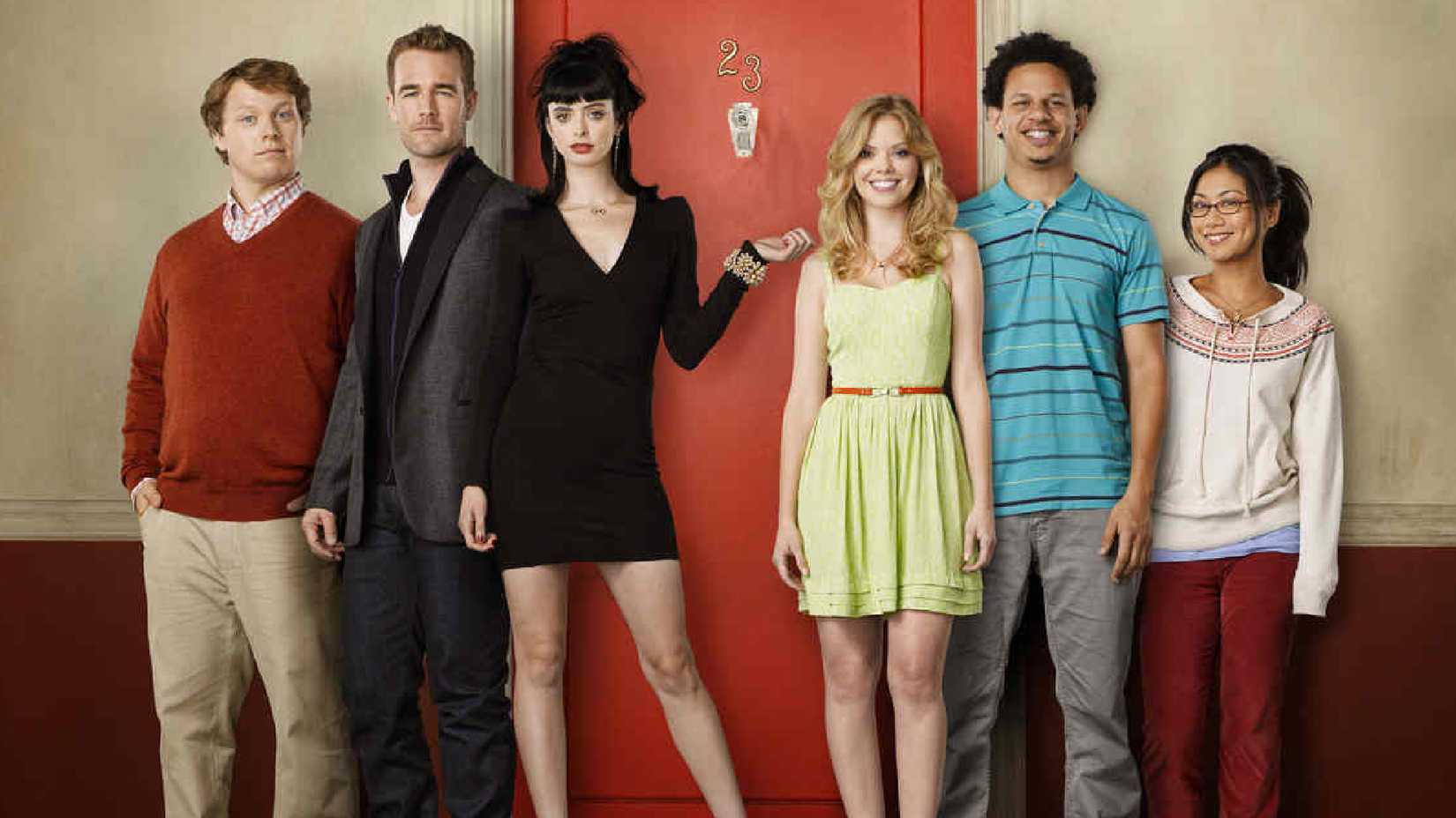 don't trust the b in apartment 23 cast