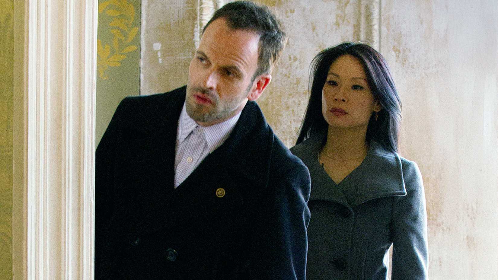 Holmes e Watson em Elementary