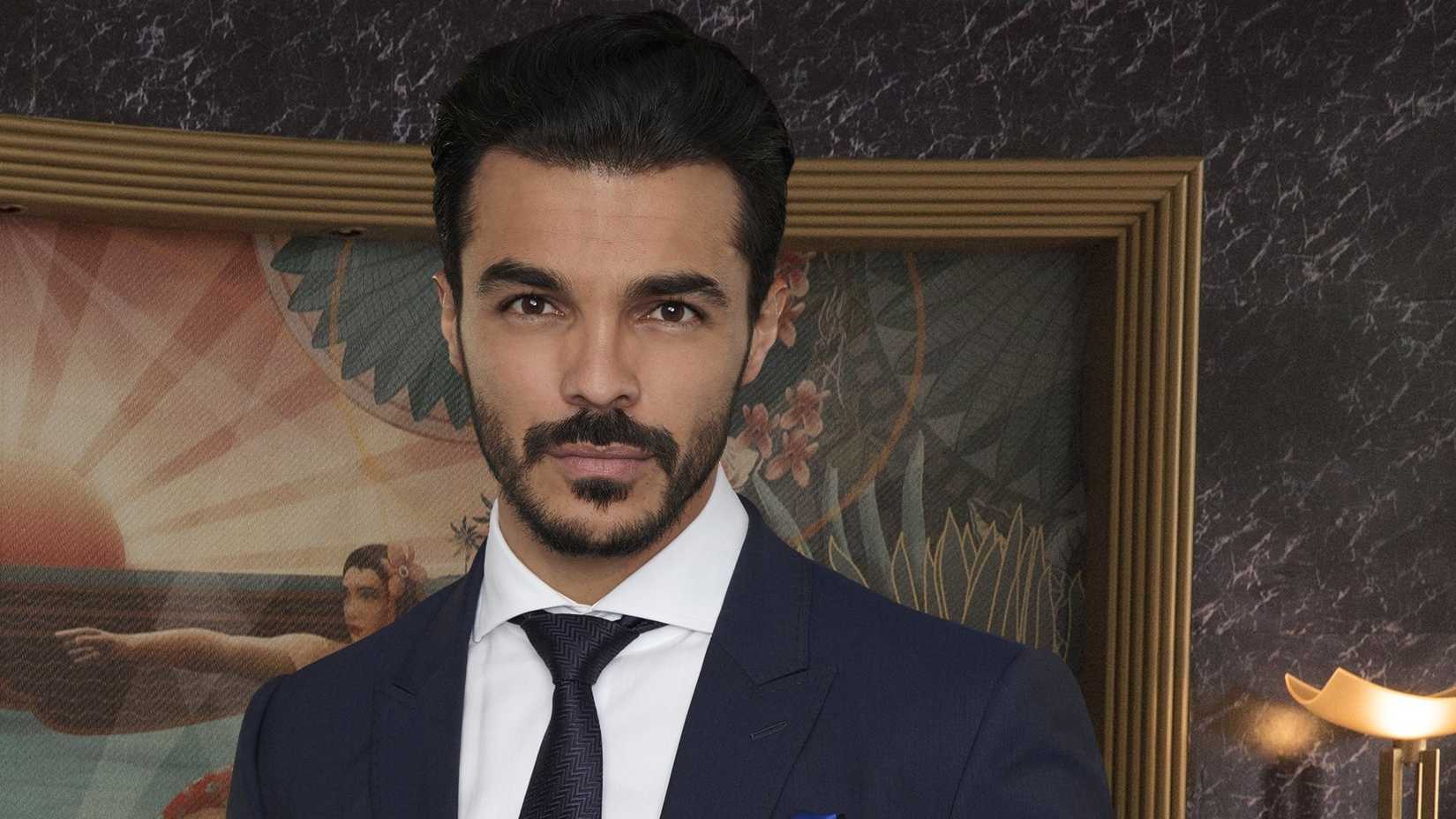 Shalim Ortiz como Mateo en Grand Hotel (2019)