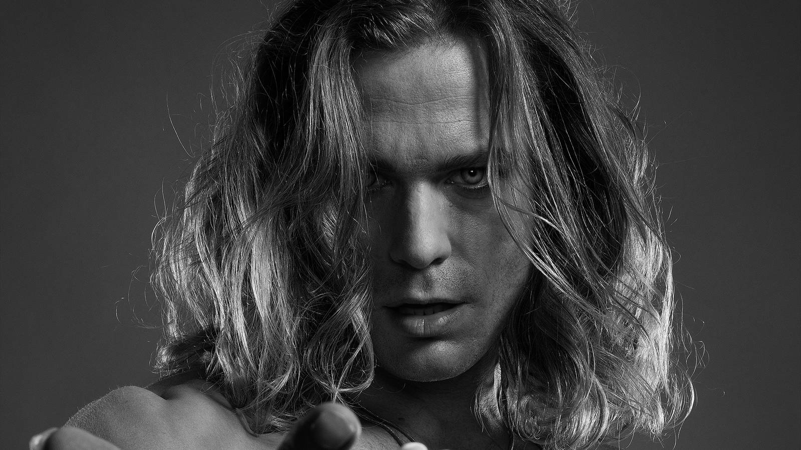 AMC’s The Vampire Lestat Releases First Ever Rock Single AMC’s The Vampire Lestat Releases First Ever Rock Single