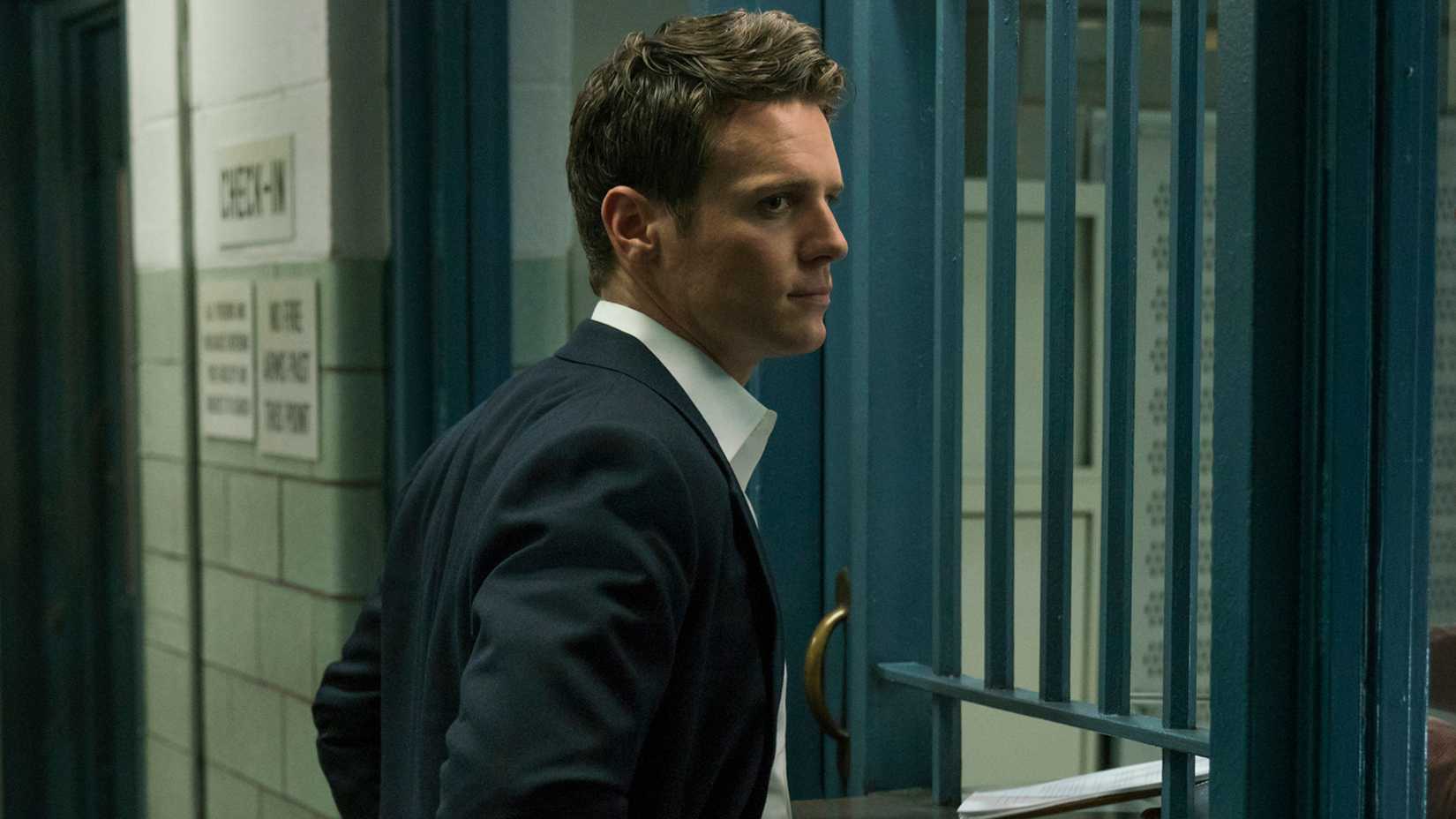 Jonathan Groff as Holden Ford in Mindhunter