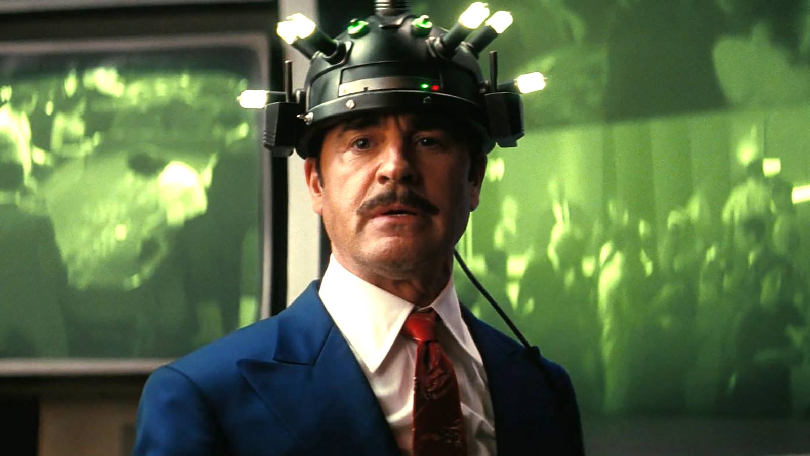 Mr. House & Barb's Fallout Season 2 Ending Shockers & Season 3 Futures Explained By Stars