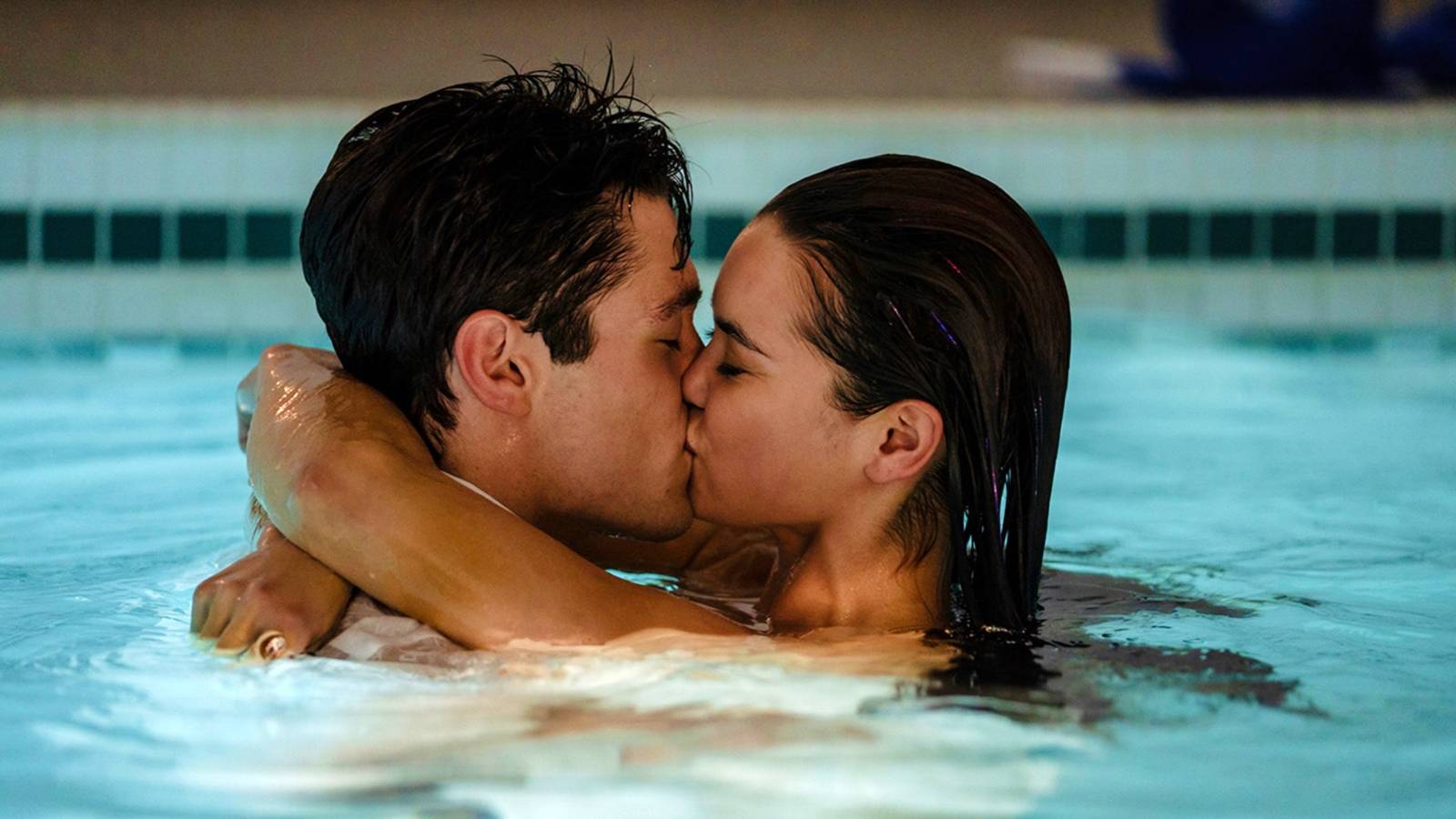 Kissing Is The Easy Part Stars Paris Berelc & Asher Angel Share Love For The Movie, Hopes For The Future