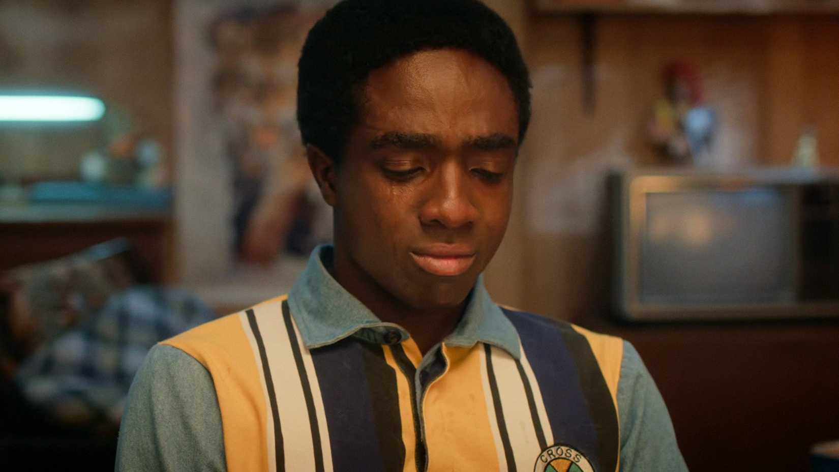 Lucas weint in Stranger Things