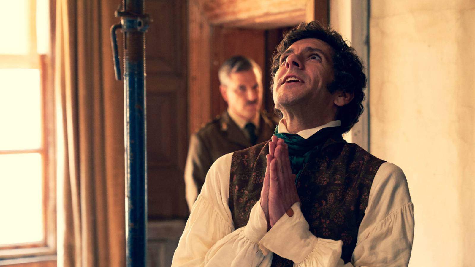 Hit 5-Part Sitcom That Inspired 6 International Remakes Officially Returning For New Theatrical Adventure