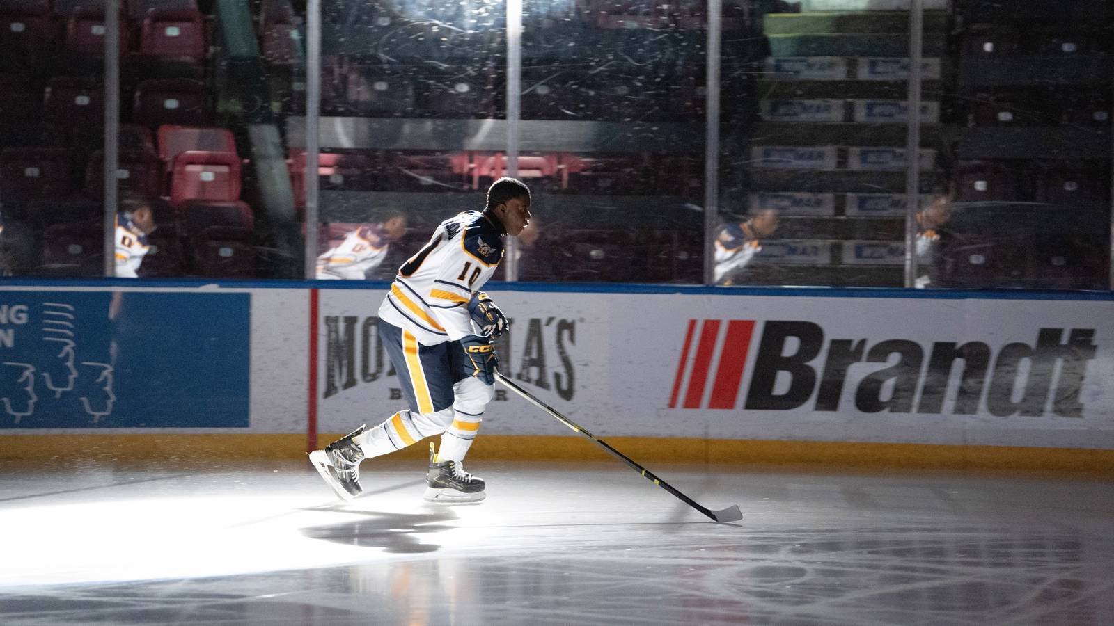 Youngblood Review: Remake of Rob Lowe's 1986 Hockey Film Powerfully Subverts the Sports Movie as an Anti-Racist Screed