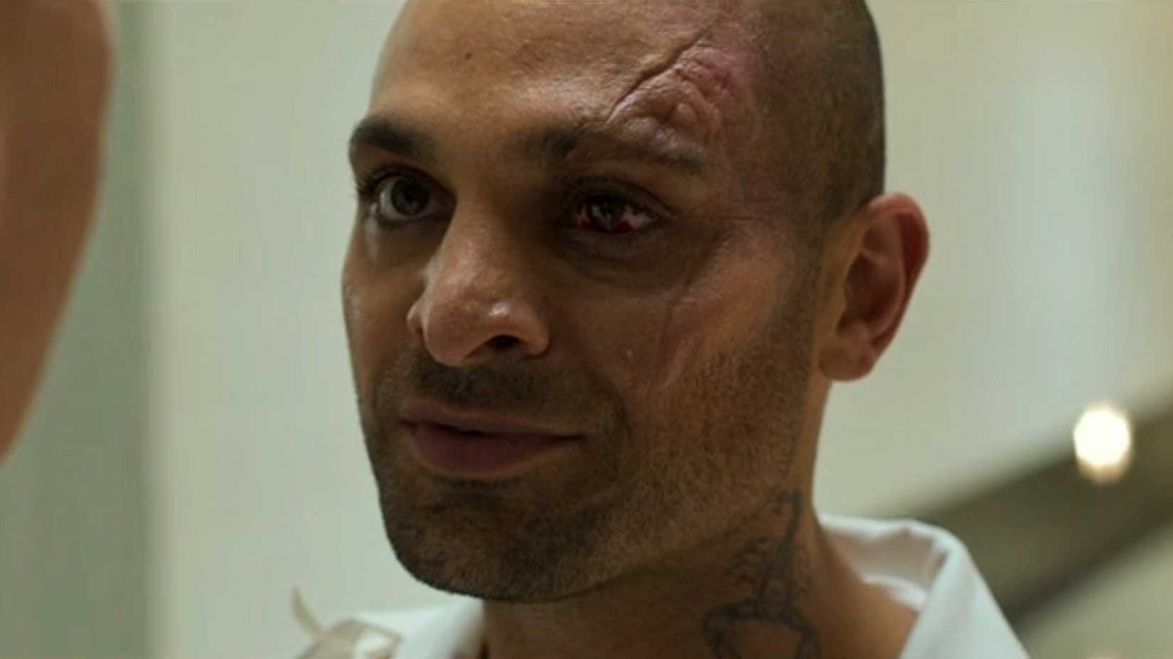 Майкл Мандо в роли Скорпиона в Человек-паук: Homecoming