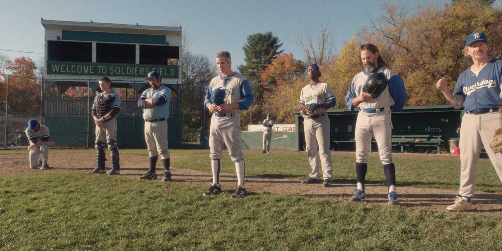 Jogadores de beisebol alinhados em Eephus