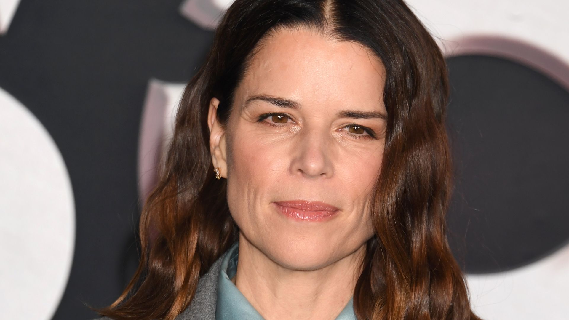 Neve Campbell Officially Starring In HBO Max’s New TV Adaptation Of Hit Novel image
