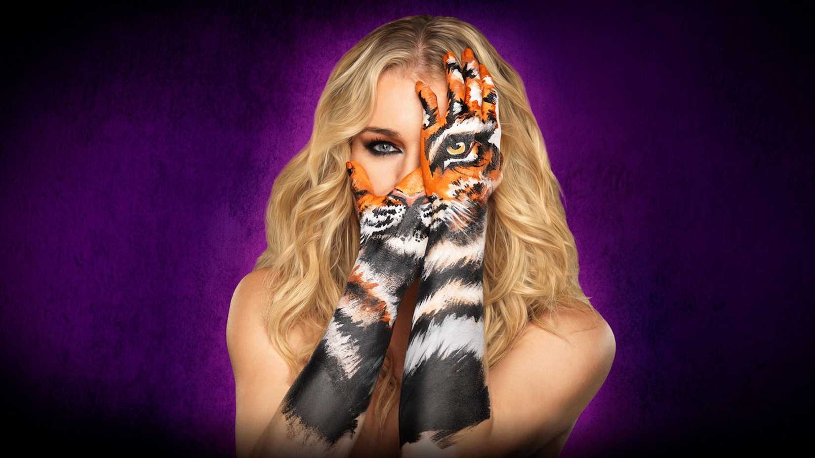 Mulher com pintura corporal de tigre no reality show Skin Wars.