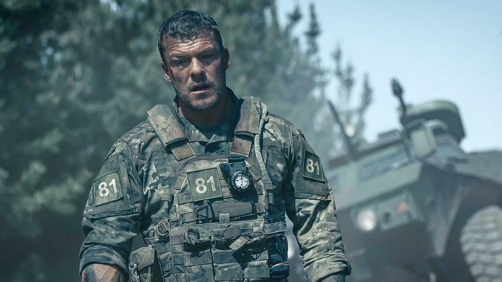 Alan Ritchson in War Machine