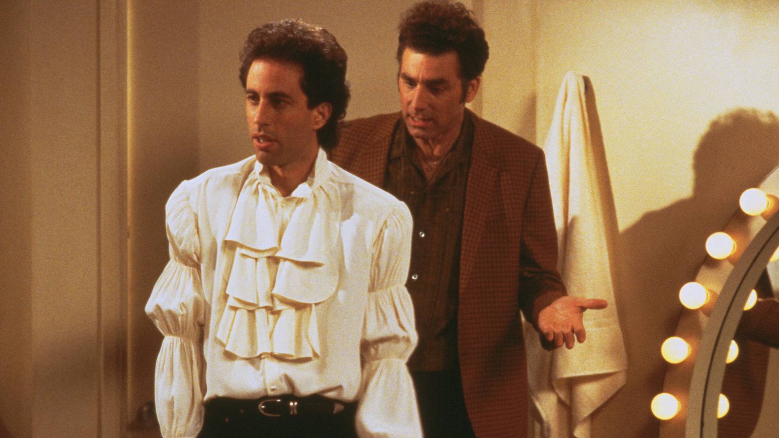 Seinfeld: 10 Classic Episodes That Still Outshine Modern Sitcoms