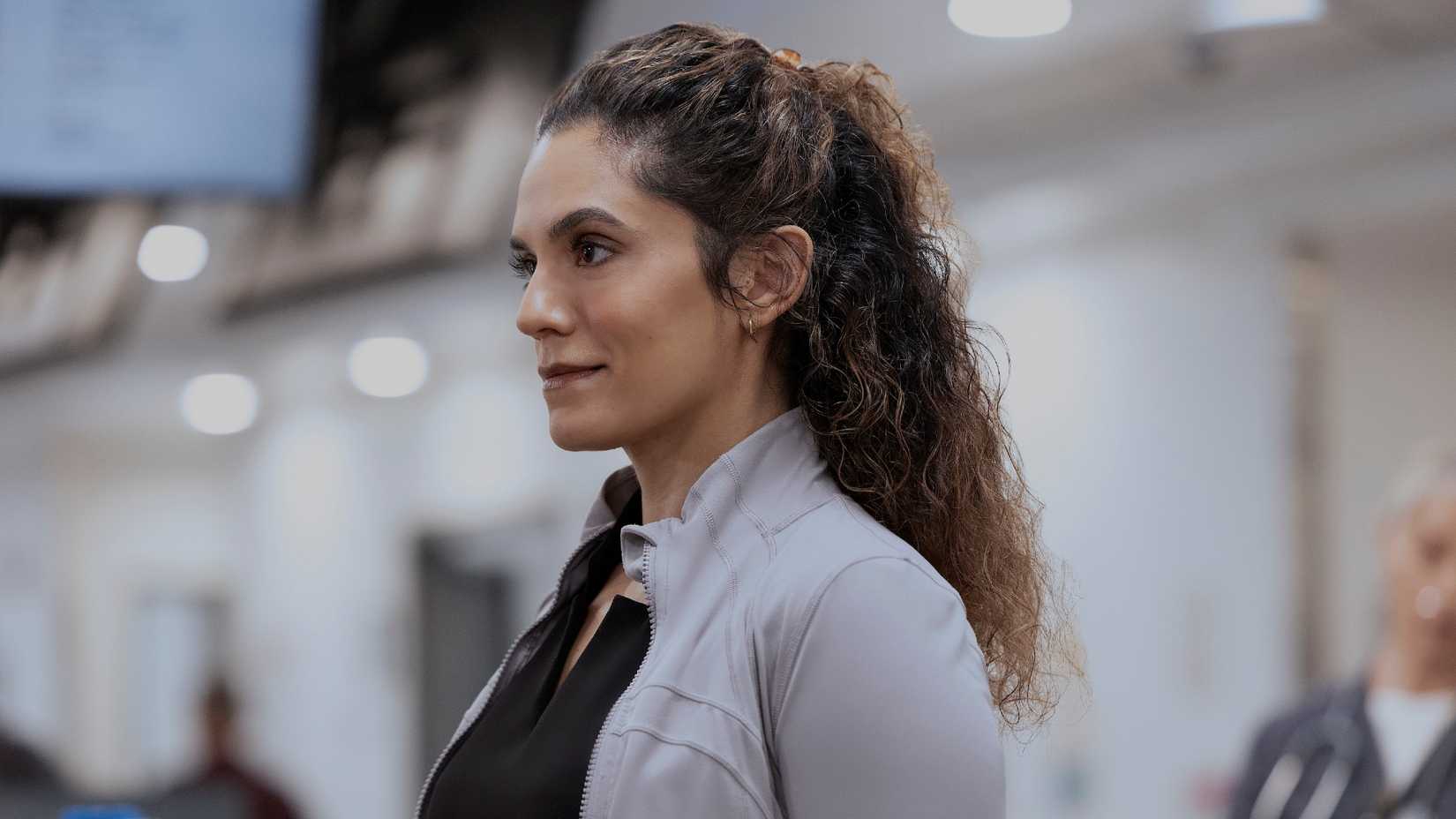 Perfil da Dra. Al-Hashimi em The Pitt 2ª temporada