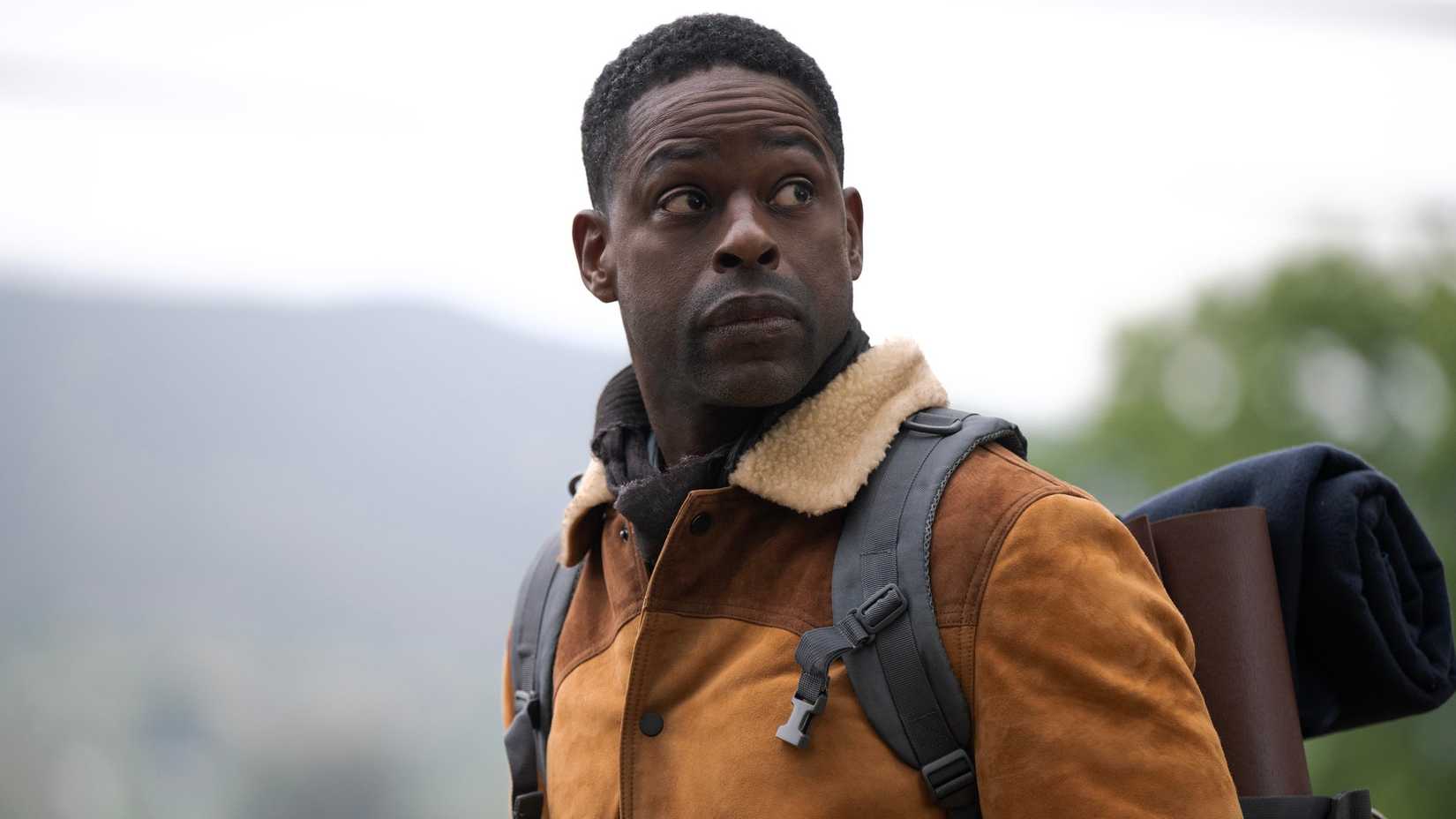 Sterling K. Brown como Xavier Collins na segunda temporada de Paradise