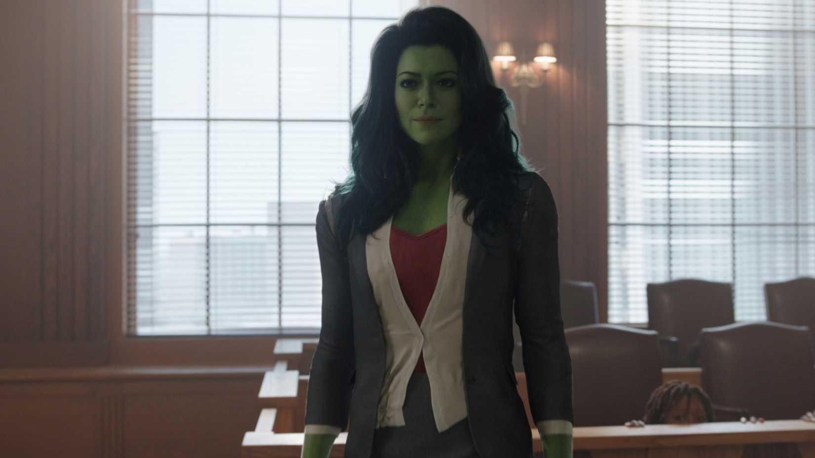 Tatiana Maslany as She-Hulk in the MCU in the courtroom