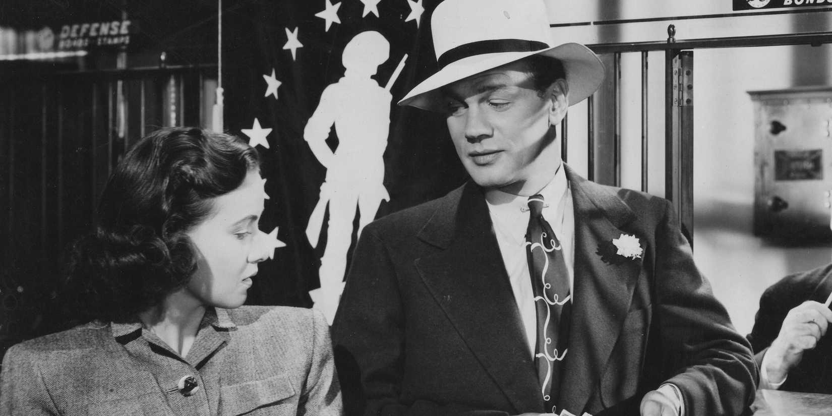 Teresa Wright and Joseph Cotten ``Shadow of a Doubt''
